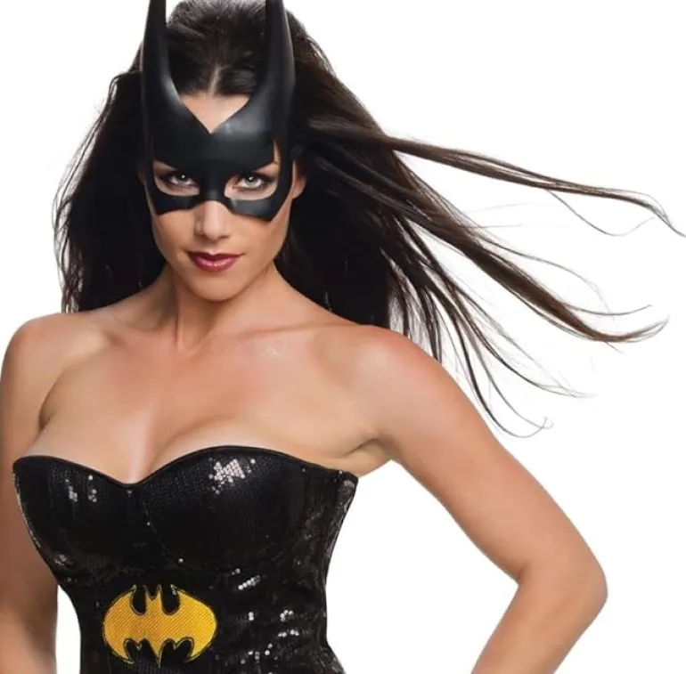 DC Universe Batgirl Costume Mask
